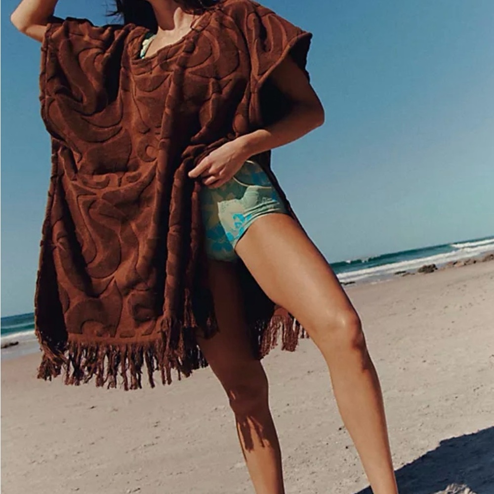 Free People Abysse Changing Towel(OS)$200 MSRP